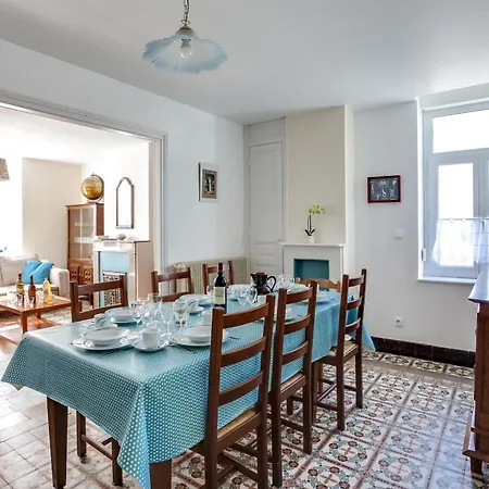 La Maison De Claudine