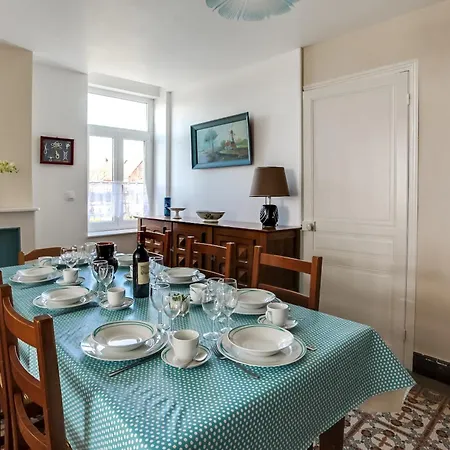 La Maison De Claudine
