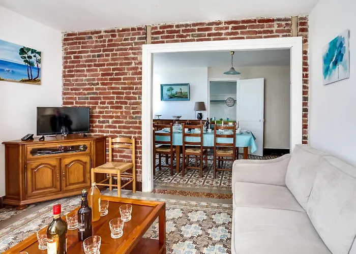 La Maison De Claudine Holiday home